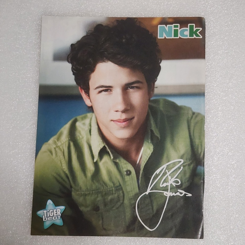 Nick Jonas Young Teen Boy Headshot Poster Pinup Clipping 8x10 2000s Tiger Beat